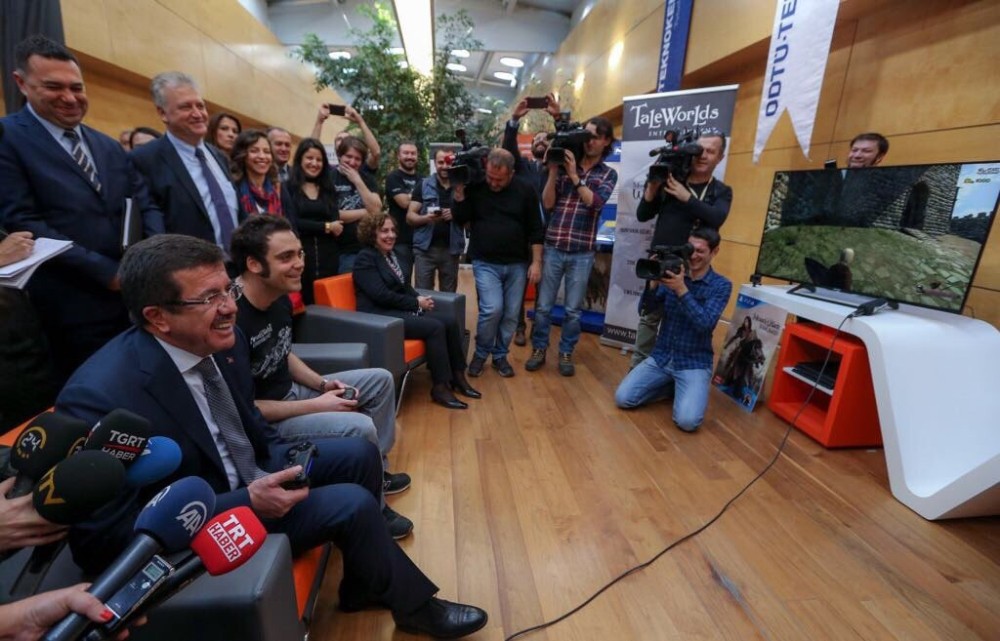 Ekonomi Bakanı Zeybekci’den oğluna: