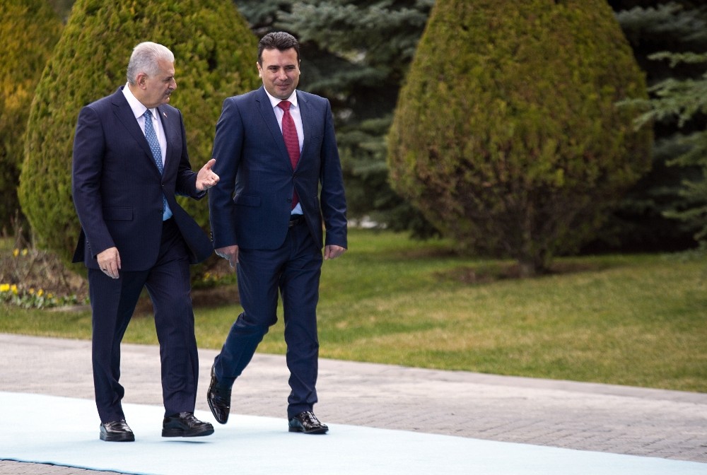 Başbakan Yıldırım, Makedonya Cumhuriyeti Başbakanı Zaev’i resmî törenle karşıladı
