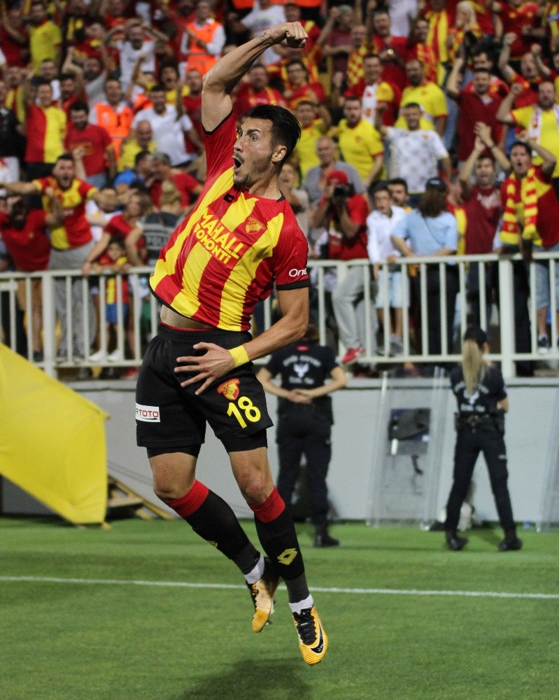 Yıldızların arasında gol kralı Adis Jahovic