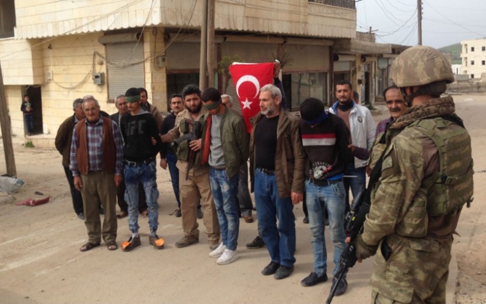 Afrin halkı teröristleri TSK’ya teslim etti