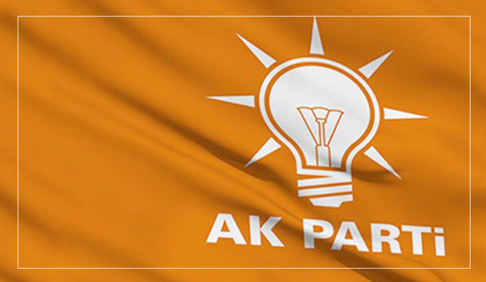 AK Parti'de peş peşe istifalar!