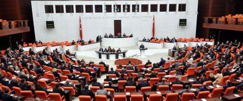 SON DAKİKA..ANAYASA DEĞİŞİKLİĞİ İLE İLGİLİ AÇIKLAMA YARIN