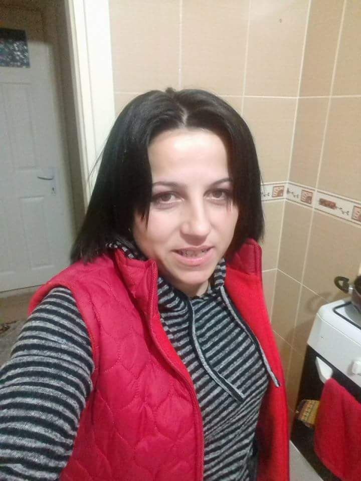 İki çocuk annesi kayıplara karıştı