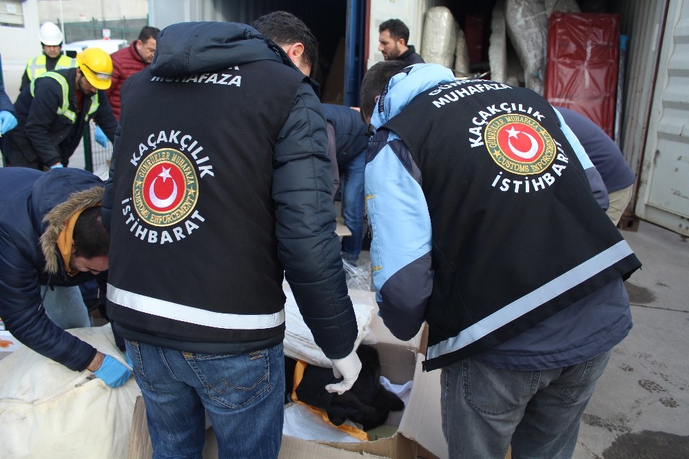 FETÖ’cü holding ortağının eşyaları gümrükten kaçamadı