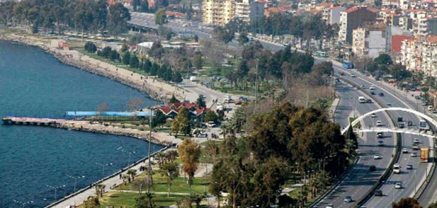 BAYRAKLI SOKAKLARI KADRAJA GİRİYOR