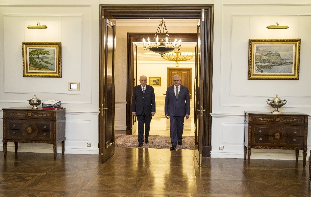 Başbakan Yıldırım MHP lideri Bahçeli görüşmesi başladı