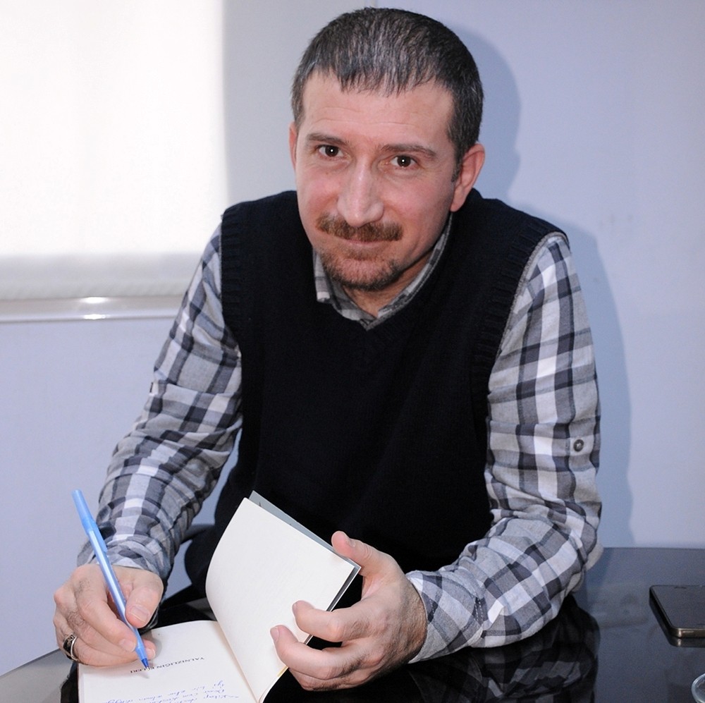 Yazma tutkusundan hiç vazgeçmedi