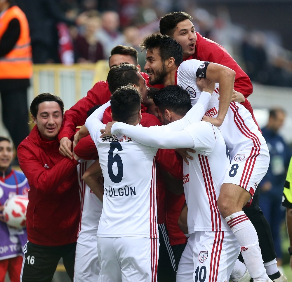 TFF 1. Lig: Altınordu: 2 - Elazığspor: 1