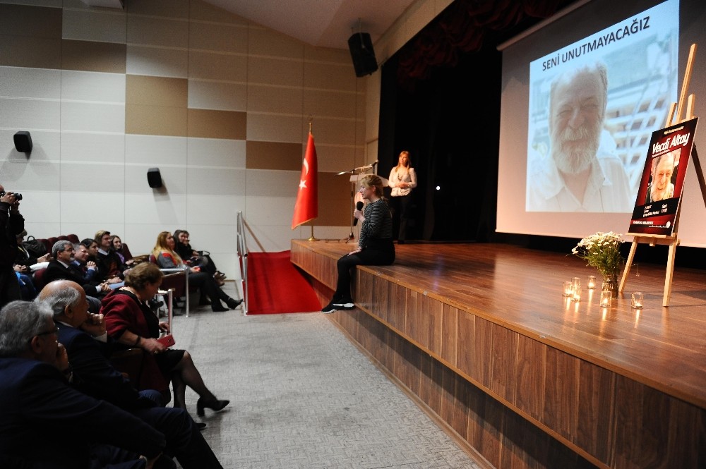 KARŞIYAKA'DAN VECDİ ALTAY'A VEFA