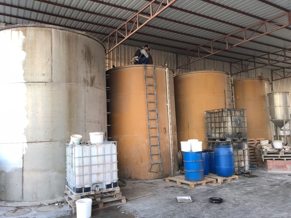 İzmir’de 38 bin litre kaçak akaryakıt yakalandı