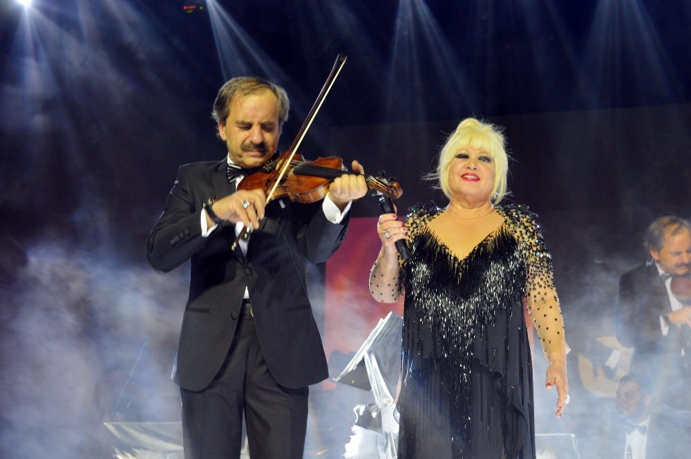 Diva ile Abacı 6 yıl sonra aynı sahnede