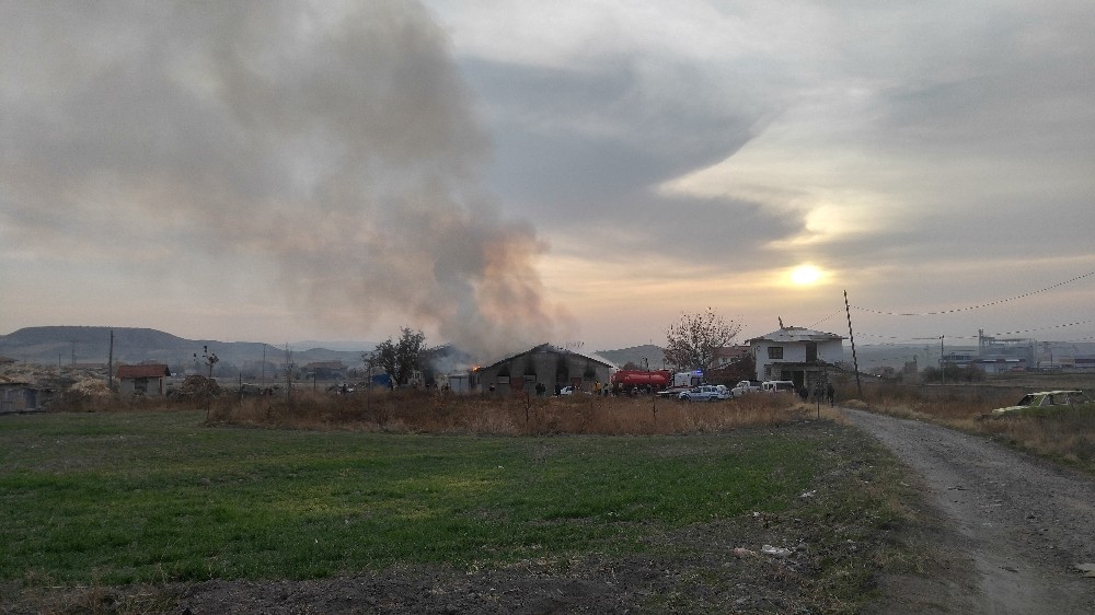 Ankara’da kasa fabrikasında yangın