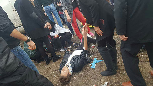 Öğrenci servisi devrildi: 24 yaralı