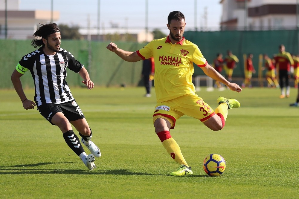 Hazırlık maçında Göztepe, Manisaspor’u 2-0 yendi