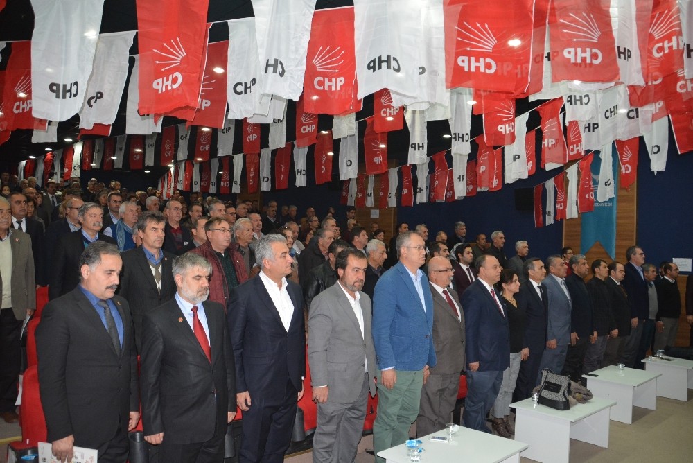 CHP Aliağa İlçe Başkanlığına Özcan Durmaz seçildi