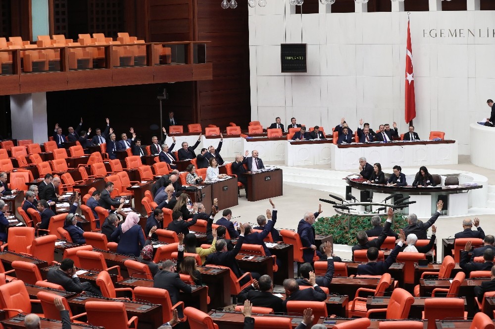 Seçim İttifakı Kanun Teklifi TBMM’de kabul edildi