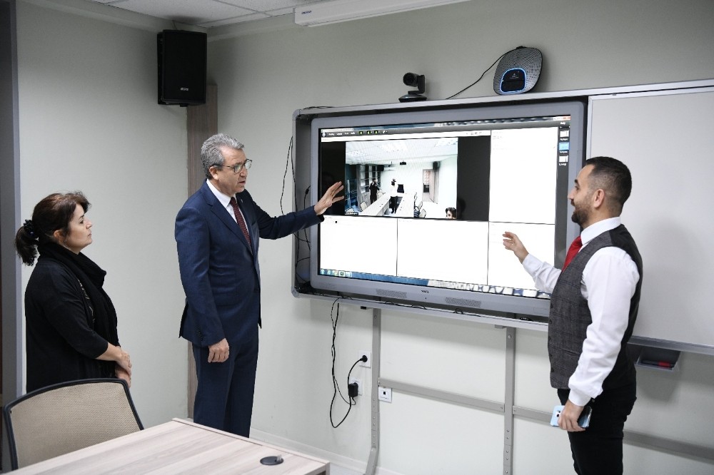 Ege’de Uzaktan Eğitim uygulamaları tek çatı altına toplandı