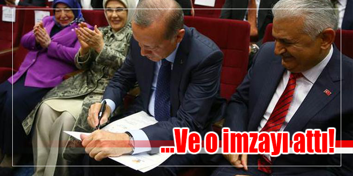 Kurucusu olduğu partiye üye oldu