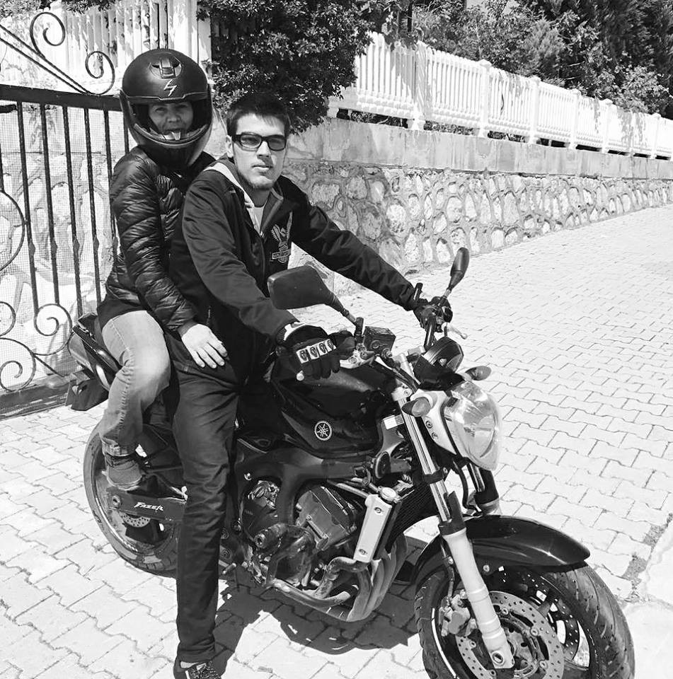 Motosiklet tutkunu üniversiteli genç kazada öldü
