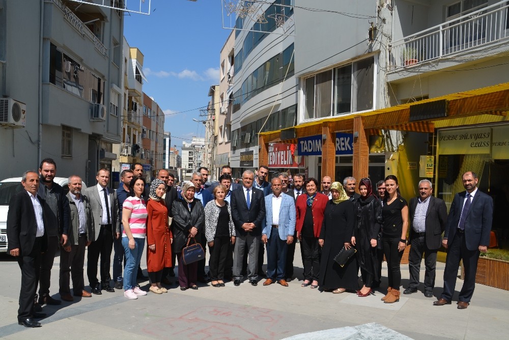 AK Parti Aliağa’da asil yönetim kurulu belirlendi