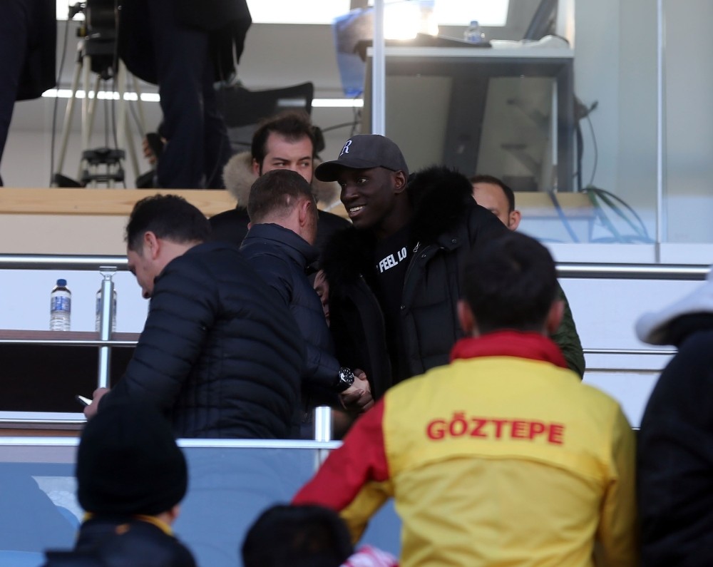 Demba Ba, Bornova Stadyumu’nda