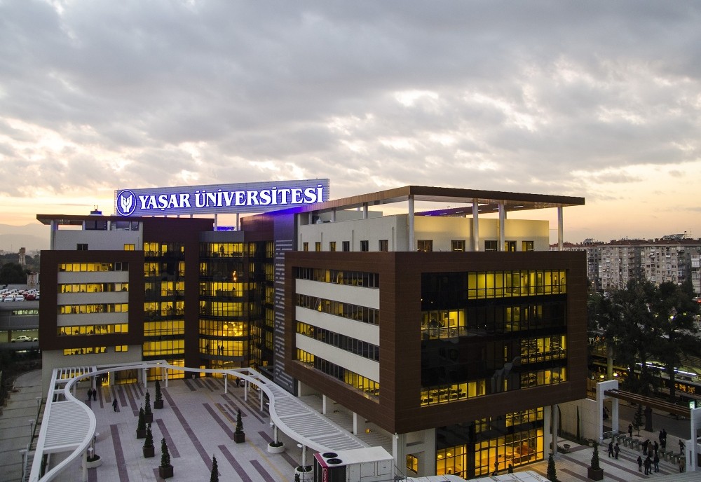 Yaşar Üniversitesi 10 sıra birden yükseldi