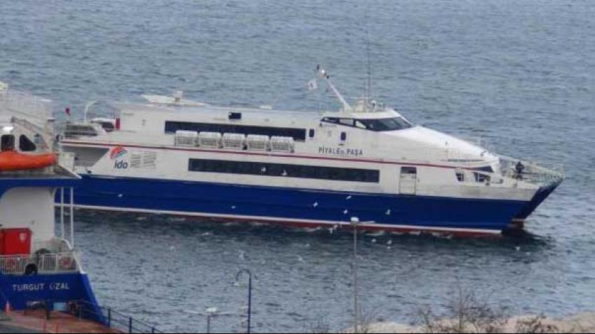 SON DAKİKA.. DENİZ OTOBÜSÜ FIRTINAYA YAKALANDI