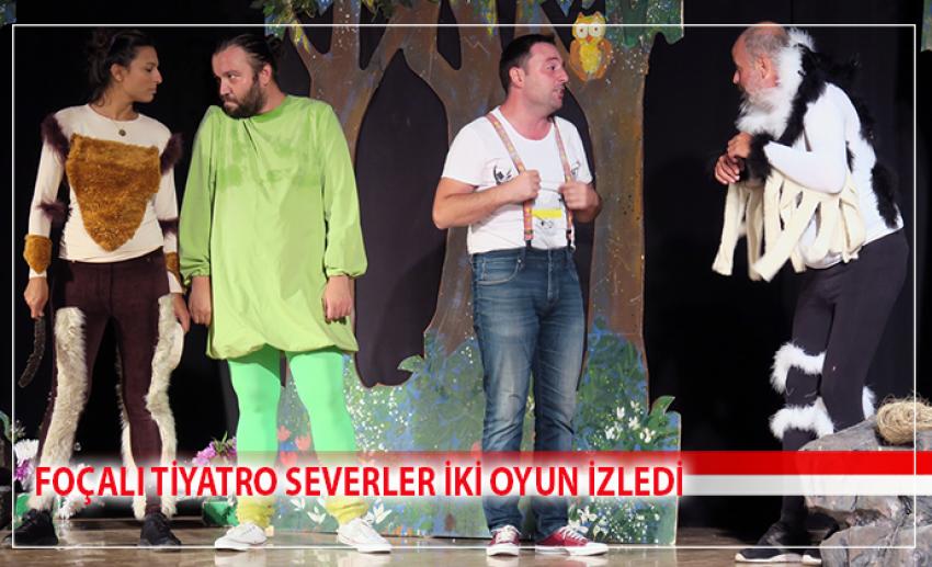Foça’da ‘‘35. Uluslararası İzmir Tiyatro Günleri’’ kapsamında iki oyun sahnelendi