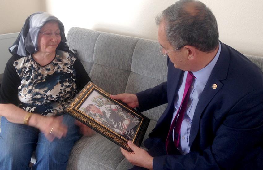 CHP'li Sertel, şehit annelerini ziyaret etti