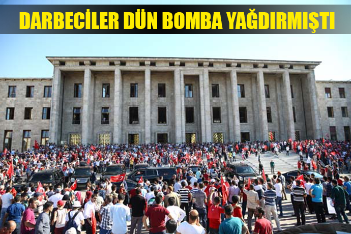 Bayrağı alan TBMM'ye koştu
