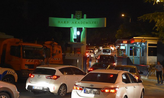 ASKERİ LOJMANA ŞOK OPERASYON!