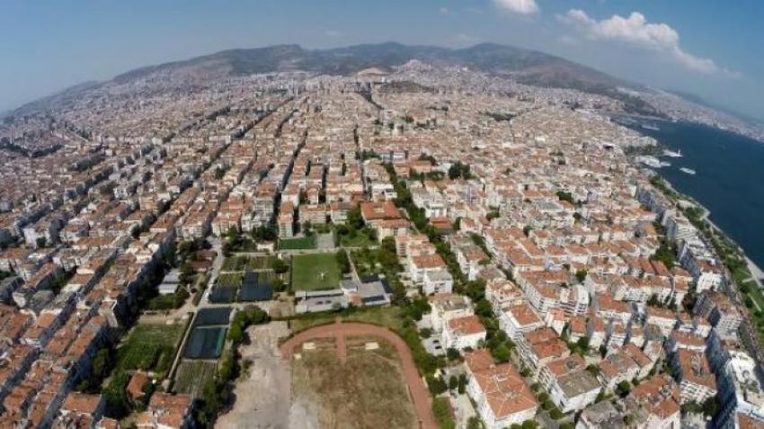 İZMİR'DE YAPILAŞMA KUZEYE KAYIYOR