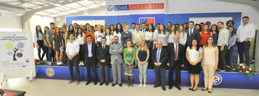 ULUSLARARASI GENÇ GİRİŞİMCİLER İZMİR'DE BULUŞTU