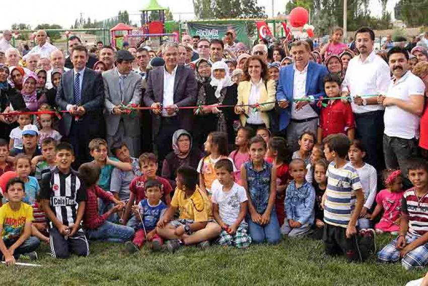 Karşıyaka 'Kardeş’ Akçaşehir’e yardım eli uzattı