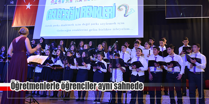 Öğretmenler ve öğrenciler aynı sahnede buluştu