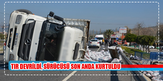Devrilen kömür yüklü tırın sürücüsü ölümden döndü