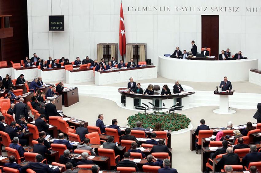 MHP'DE TEPKİ OLARAK İSTİFALAR GELİYOR