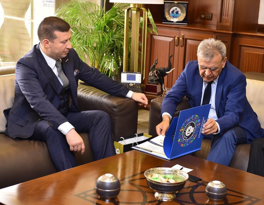 MÜSİAD İzmir’den Aziz Kocaoğlu’na ziyaret