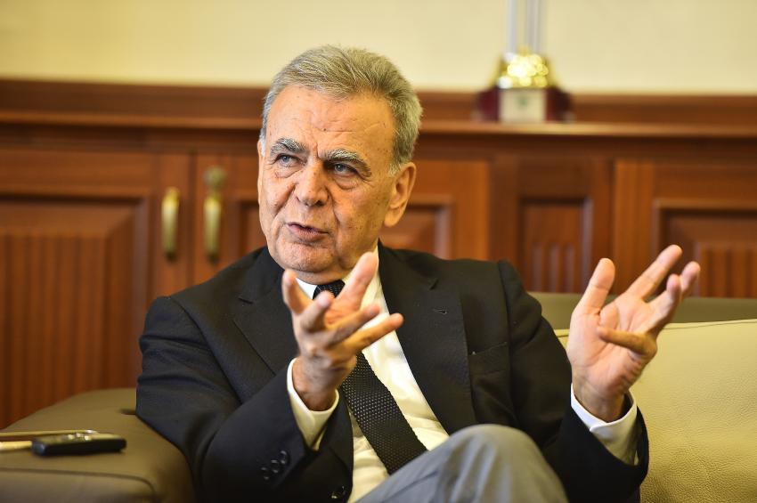 “Türkiye Cumhuriyeti direkten döndü”