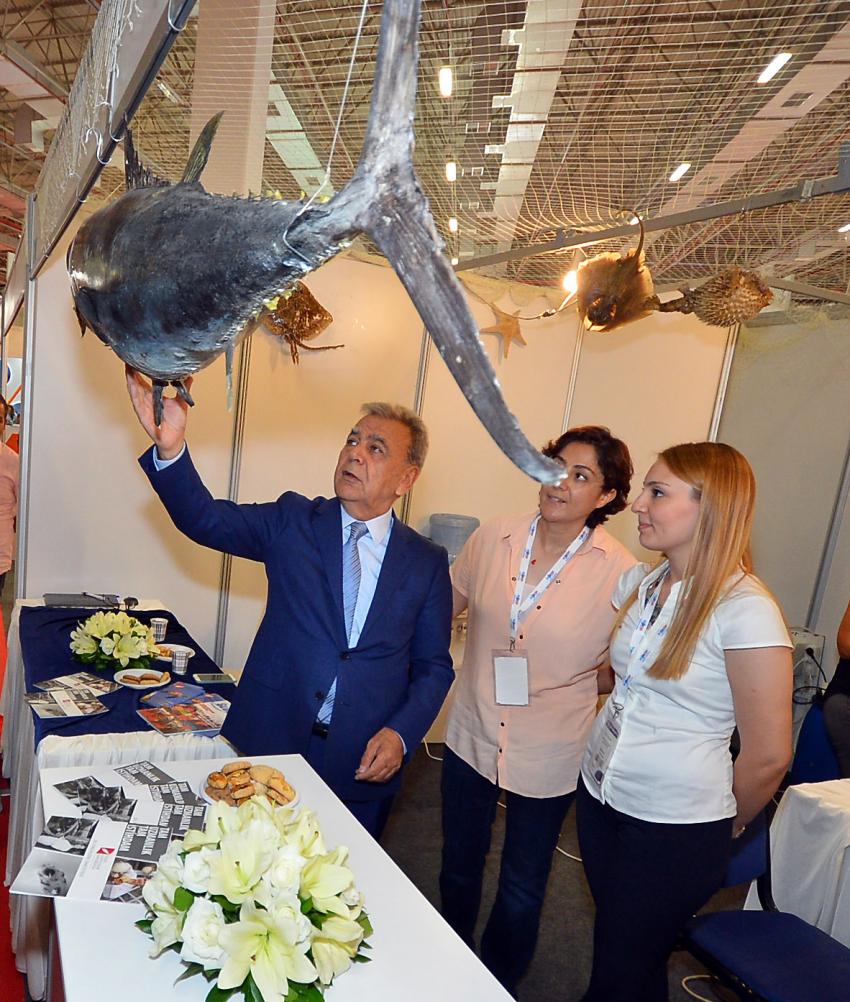 Balıkçılık sektörü İzmir'de buluştu