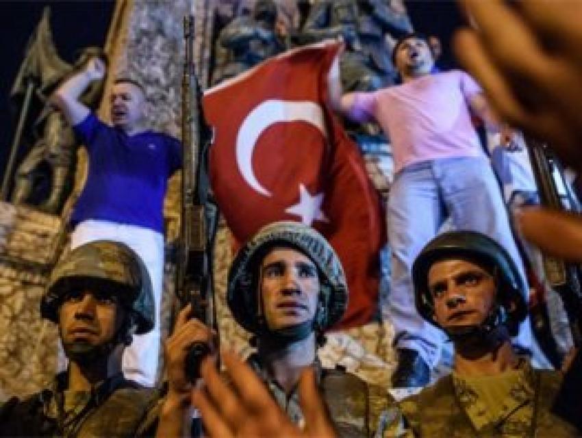 DÜNYA, DARBE GİRİŞİMİNE NE DEDİ?