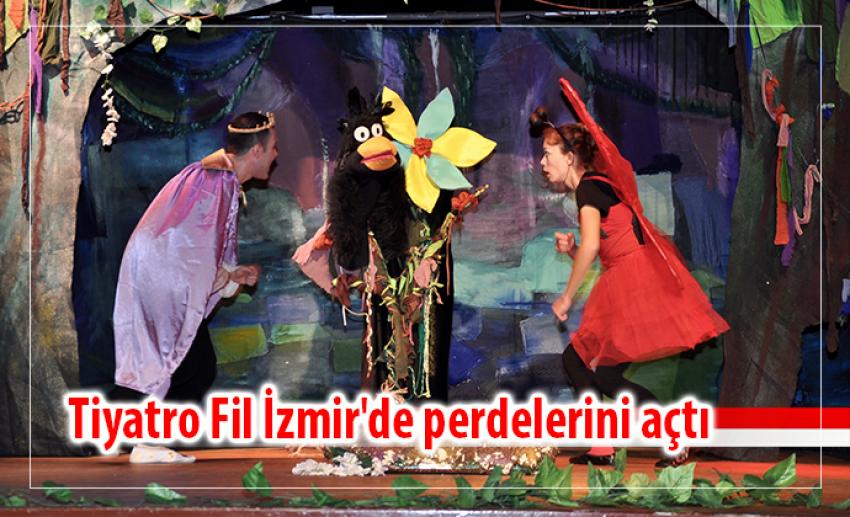 Tiyatro Fil İzmir’de perdelerini açtı