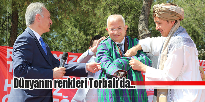 50 ÜLKENİN RENGİ TORBALI’DA BULUŞTU