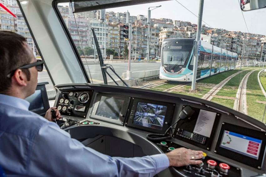 Konak'ta Tramvaylı Günler Cumartesi Başlıyor