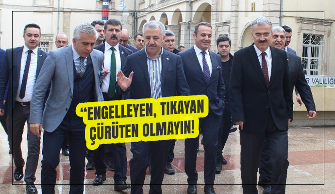 ULAŞTIRMA BAKANINDAN 'BÜYÜKŞEHİR' ELEŞTİRİSİ