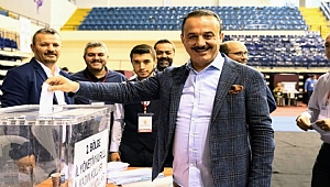 AK Parti İzmir'de temayül günü: Söz teşkilatta
