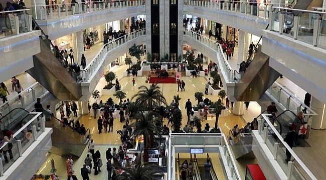 AVM'lerin bayramda tatil kararı iptal edildi