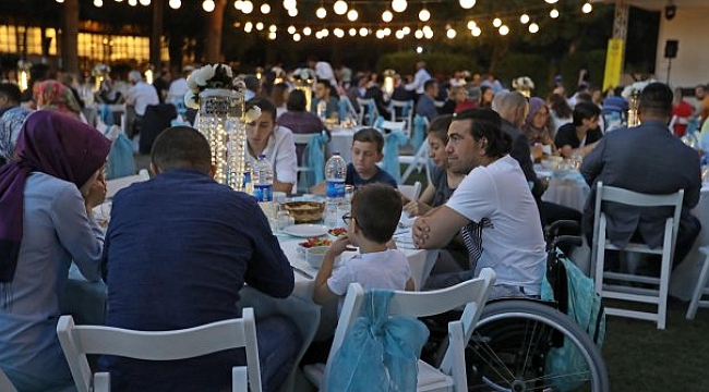 Buca'da şehit yakını ve gaziler iftar sofrasında buluştu