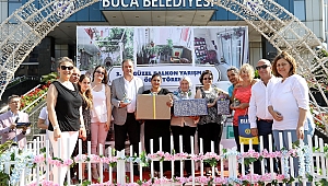 Buca’nın balkonları rengarenk