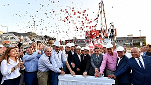 İzmir’de tarihi gün: Narlıdere Metrosu’nun temeli atıldı